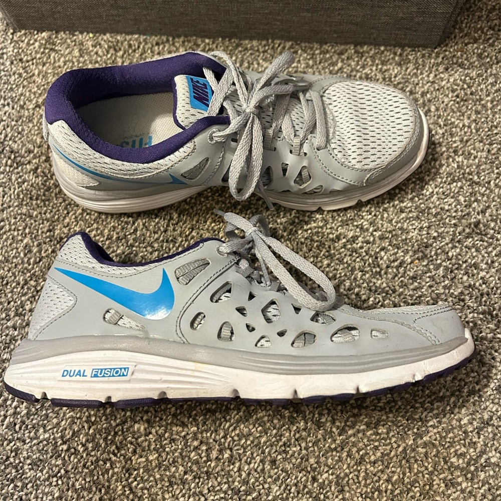 Nike Dual Fusion Gray and Blue Running Shoes